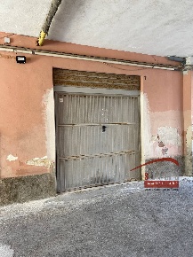 Foto Magazzino in via alcibiade, Siracusa Grottasanta - Tunisi di 31 m²