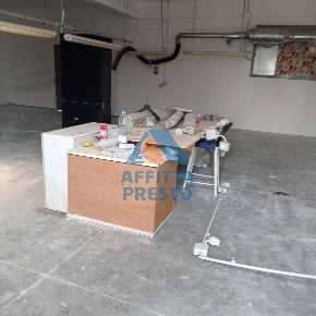Foto Laboratorio a Fucecchio di 160 m² con 1 locali in affitto
