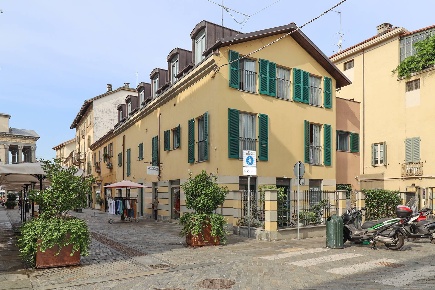 Foto Attività commerciale in Via Monferrato, Torino Gran Madre - Crimea