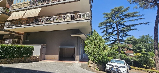 Foto Negozio in Via di Boccea, Roma Casalotti di 36 m² con 1 locali