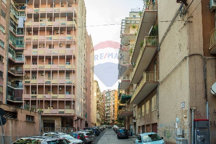 Foto Locale commerciale in Via Livorno, Catania Corso Italia - Europa