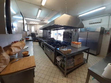 Foto Attività commerciale in via dei casoni, Porcari Centro di 300 m²