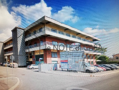 Foto Ufficio in Via Calcinaro, Cesena Villa Chiaviche - Calabrina di 175 m²