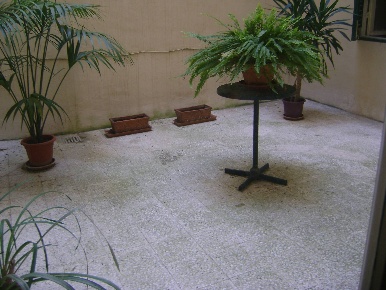 Foto Ufficio in Via Francesco Crispi, Livorno di 50 m² con 7 locali