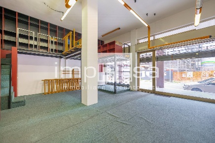 Foto Locale commerciale in VIA PIAVE, Conegliano Centro di 64 m² in vendita