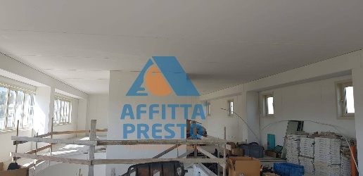 Foto Laboratorio a Lamporecchio di 300 m² in affitto
