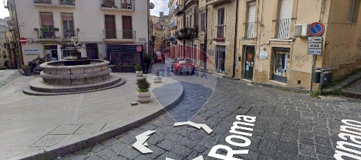 Foto Locale commerciale in Via Roma, Enna Centro di 44 m² con 1 locali