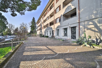 Foto Ufficio in Trezzo sull'Adda, Trezzo sull'Adda di 74 m² con 2 locali