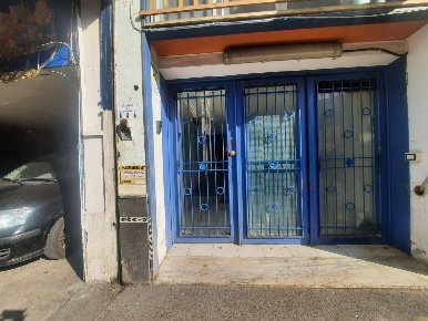 Foto Ufficio in Via Antonino Pio, Napoli Soccavo di 210 m² con 1 locali