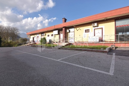 Foto Locale commerciale in Contrada Spineta/Pianodardine, Atripalda