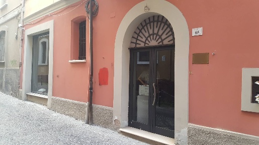 Foto Locale commerciale in Via Cesare Battisti, Teramo Centro di 50 m²