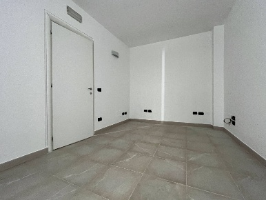 Foto Ufficio in via Giuseppe Poerio, Catanzaro Centro Storico di 50 m²