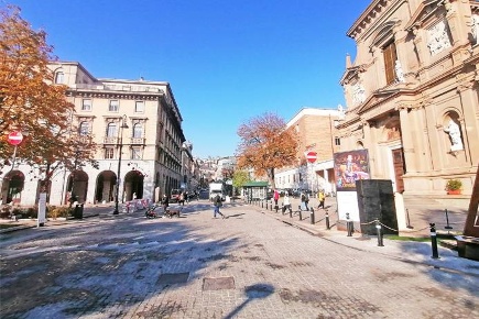 Foto Negozio a Bergamo Centro di 47 m² con 2 locali in affitto
