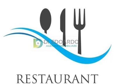 Foto Attività commerciale in Lungomare Italia, Martinsicuro Villa Rosa