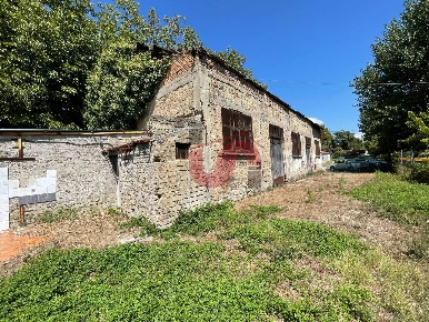 Foto Magazzino in Via Cellarulo, Benevento Mulini, Porta Rufina di 161 m²