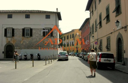 Foto Ufficio in Lungarno Gambacorti, Pisa Sant'Antonio di 210 m² in affitto