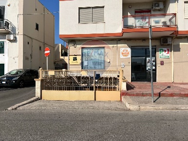 Foto Magazzino a Monopoli Centro di 400 m² in vendita