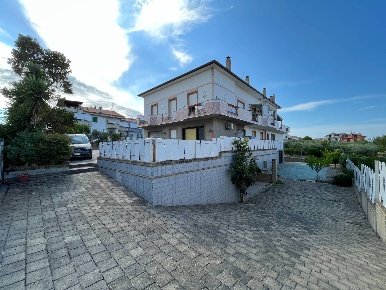 Foto Agriturismo in VIA INCORONATA, Vasto di 1500 m² in vendita