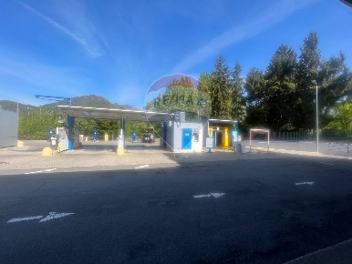Foto Attività commerciale a Pradalunga di 1560 m² con 1 locali in vendita