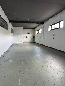 Foto Laboratorio a Domicella Centro di 150 m² con 1 locali in affitto