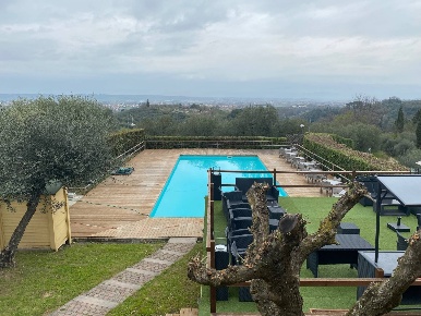 Foto Attività commerciale a Montopoli in Val d'Arno di 1000 m² in vendita