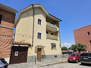 Foto Ufficio in Via Gradisca, Torino Santa Rita di 82 m² con 3 locali