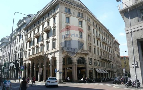 Foto Ufficio in Via San Pietro All'orto, Milano San Babila di 118 m²