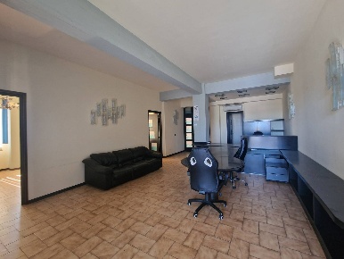 Foto Ufficio in viale Adua, Pistoia Pistoia Ovest di 180 m² con 5 locali