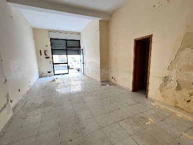 Foto Locale commerciale in Gelone, Siracusa Gelone - Cadorna di 51 m²