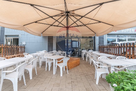 Foto Attività commerciale in via Gaspare la Rosa, Caltagirone Centro