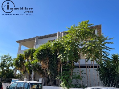 Foto Ufficio in Via Coghinas, Tortolì Centro di 150 m² con 4 locali