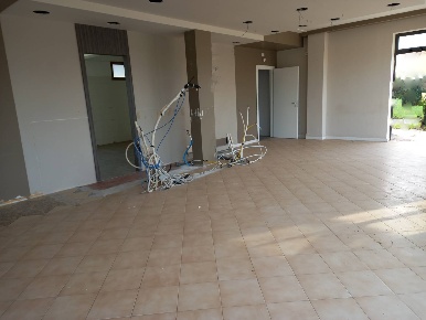 Foto Attività commerciale in Via Vittorio Veneto, Crespina Lorenzana Cenaia