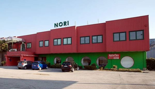 Foto Attività commerciale a Montebello Vicentino Centro di 4400 m²