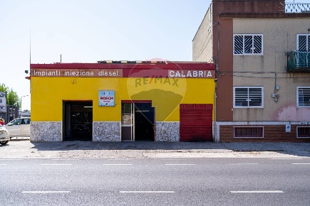 Foto Laboratorio in Via Bruno Buozzi, Bari Santa Caterina di 242 m²