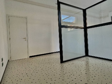 Foto Attività commerciale in Via Matteotti, Celle Ligure di 60 m²