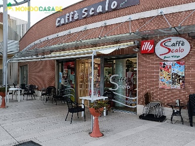 Foto Attività commerciale in piazza caduti sul lavoro, Monterotondo