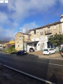 Foto Laboratorio in contrada turco, Ariano Irpino di 105 m² con 1 locali