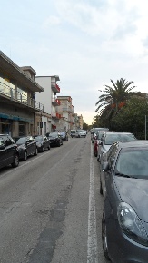 Foto Locale commerciale in Viale Colombo, San Benedetto del Tronto Centro