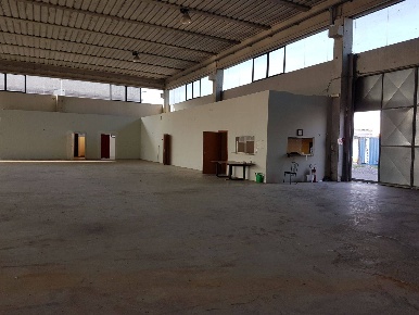 Foto Attività commerciale in Via Carlo Cattaneo, Pisa Sant'Antonio