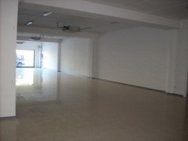 Foto Locale commerciale in SS16, San Benedetto del Tronto San Pio di 275 m²