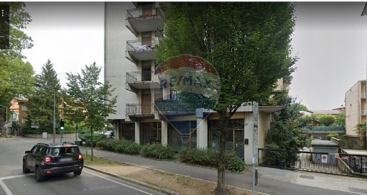 Foto Negozio in Via  XXIV Maggio, Bergamo San Paolo di 305 m² con 1 locali