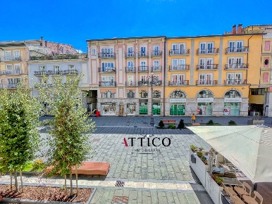 Foto Ufficio a Avellino Emanuele II, C. Colombo, Morelli e Silvati di 50 m²