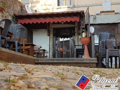 Foto Attività commerciale in PIAZZA MUNICIPIO, Campodimele Centro di 2 m²