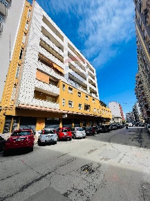 Foto Ufficio in Via Giuseppe Bottalico, Bari Carrassi di 147 m² in vendita