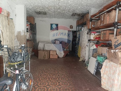 Foto Locale commerciale a Piombino Centro di 40 m² con 2 locali in vendita