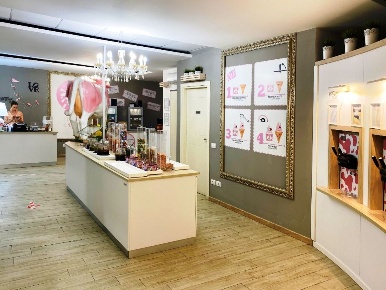 Foto Attività commerciale a Palau Centro di 80 m² con 1 locali in vendita