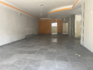 Foto Attività commerciale in via provinciale vicarese, Vicopisano Centro