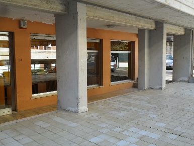 Foto Locale commerciale in Via Alessandria, Folignano La Pigna Pigna Bassa