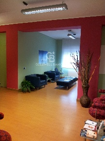 Foto Ufficio in Via Pisanelli, Taranto Borgo di 126 m² con 5 locali