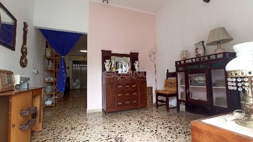 Foto Locale commerciale in GROTTASANTA, Siracusa Grottasanta - Tunisi